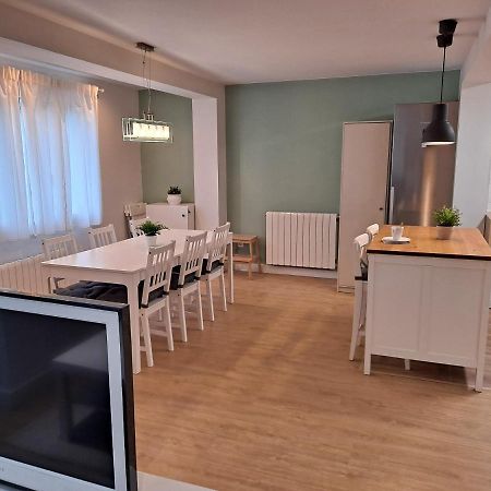 Vistas Muralla Centrico En Zona Peatonal Wi-Fi Vut Lu 3270 Lugo Ngoại thất bức ảnh
