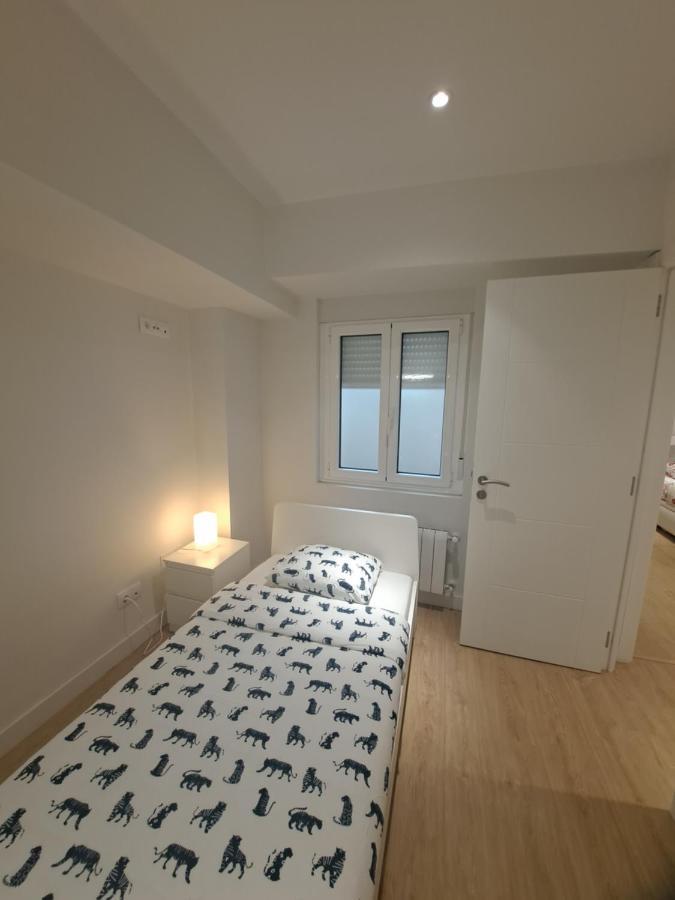 Vistas Muralla Centrico En Zona Peatonal Wi-Fi Vut Lu 3270 Lugo Ngoại thất bức ảnh